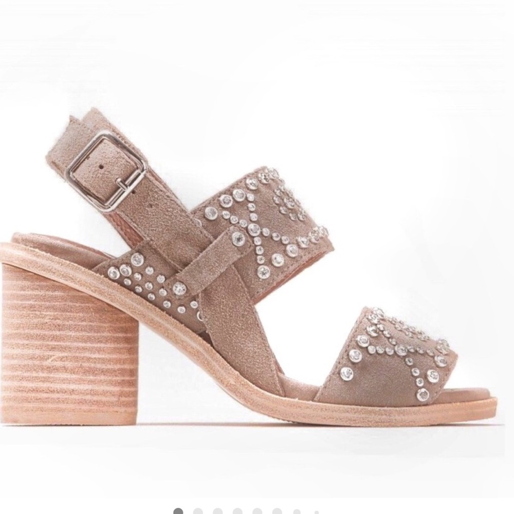 Jeffrey Campbell Taupe Preveza Sandal Stacked Block
Studded Bedazzled Heels